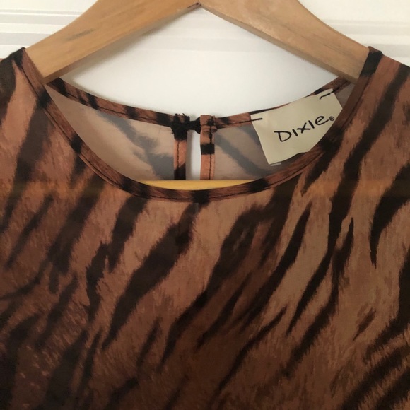 Dress - Picture 3 of 6